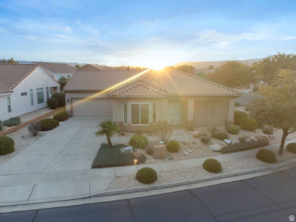 4326 S IRONWOOD DR, St. George, UT 84790