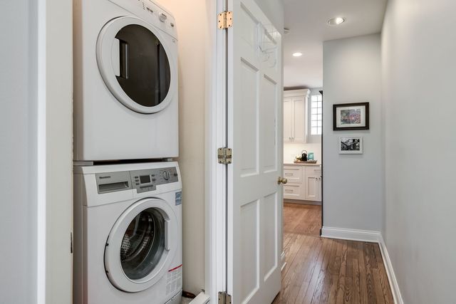 620 Sheridan Square 1, Evanston, IL 60202