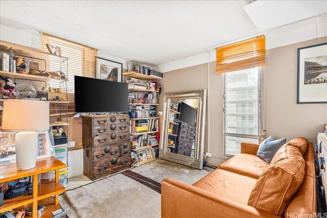 1624 Dole Street 1104, Honolulu, HI 96822