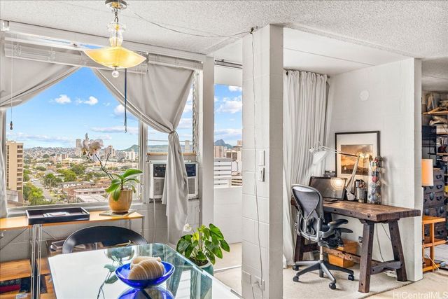 1624 Dole Street 1104, Honolulu, HI 96822