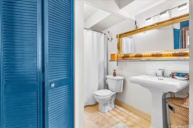 1624 Dole Street 1104, Honolulu, HI 96822