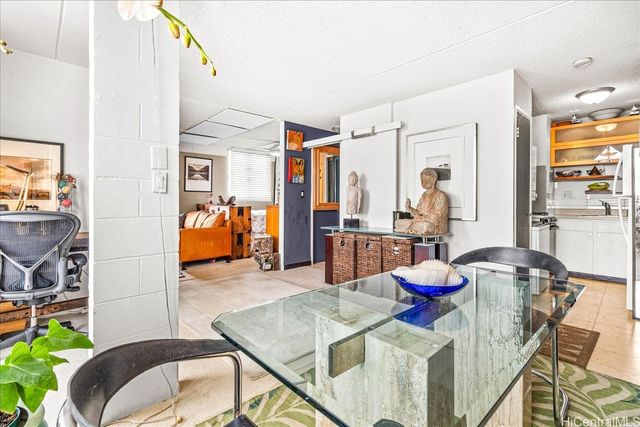 1624 Dole Street 1104, Honolulu, HI 96822