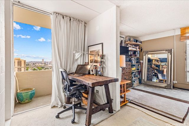 1624 Dole Street 1104, Honolulu, HI 96822