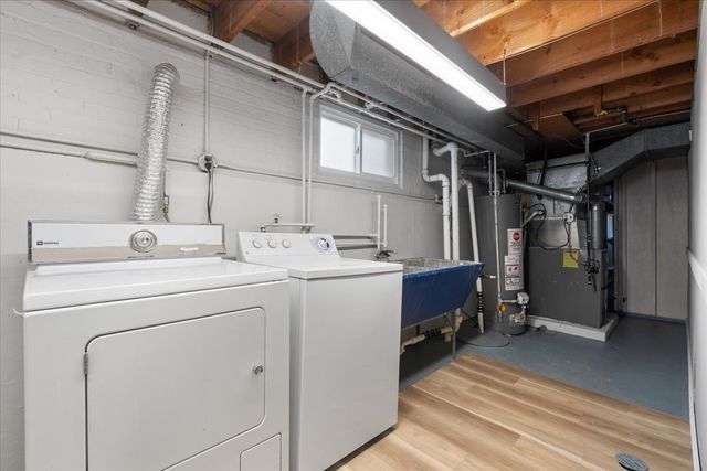 4536 W 100th Place, Oak Lawn, IL 60453