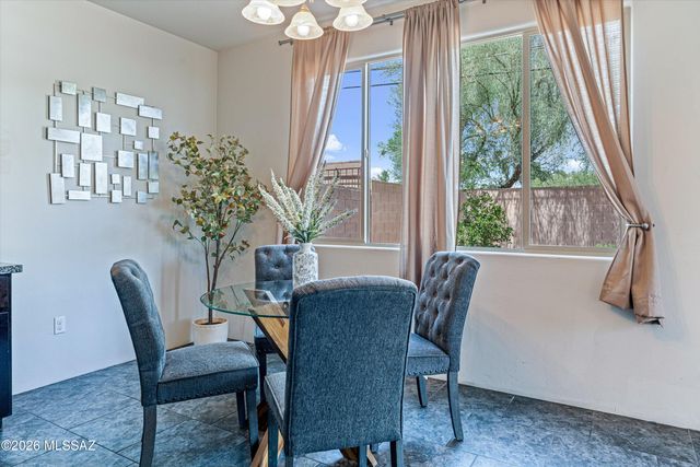 2926 W Stepping Stone Court, Tucson, AZ 85741