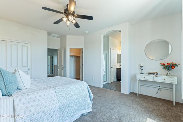 2926 W Stepping Stone Court, Tucson, AZ 85741