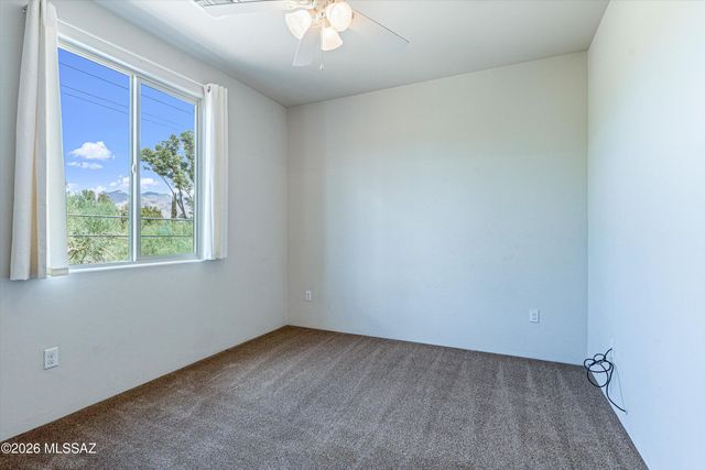 2926 W Stepping Stone Court, Tucson, AZ 85741