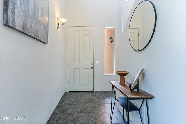 2926 W Stepping Stone Court, Tucson, AZ 85741