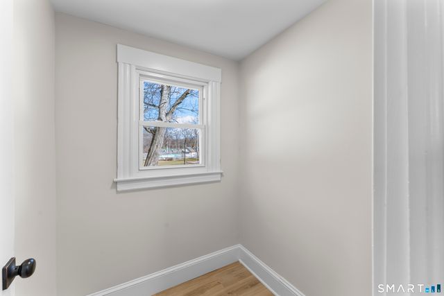 30 Oakwood Street, East Hartford, CT 06108
