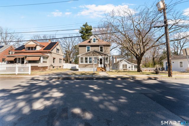 30 Oakwood Street, East Hartford, CT 06108
