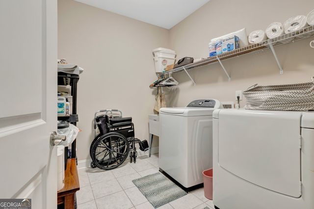 107 Iron Oak Drive, Peachtree City, GA 30269