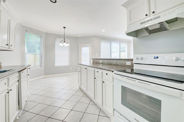 7130 Eastwood Street, Houston, TX 77021