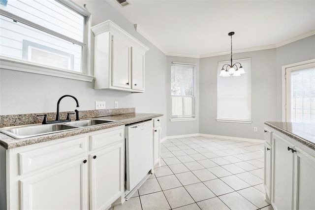7130 Eastwood Street, Houston, TX 77021