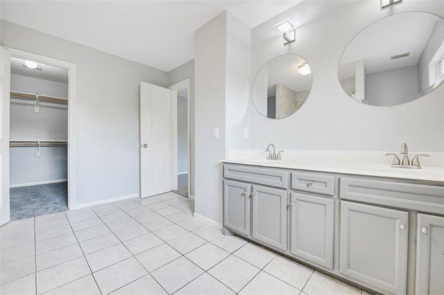 7130 Eastwood Street, Houston, TX 77021