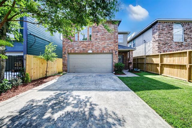 7130 Eastwood Street, Houston, TX 77021