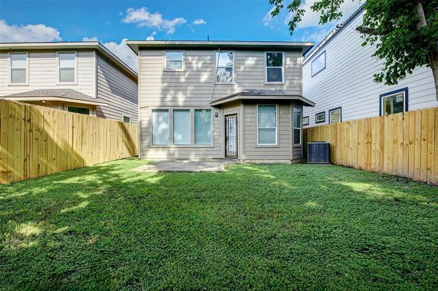 7130 Eastwood Street, Houston, TX 77021