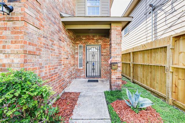 7130 Eastwood Street, Houston, TX 77021