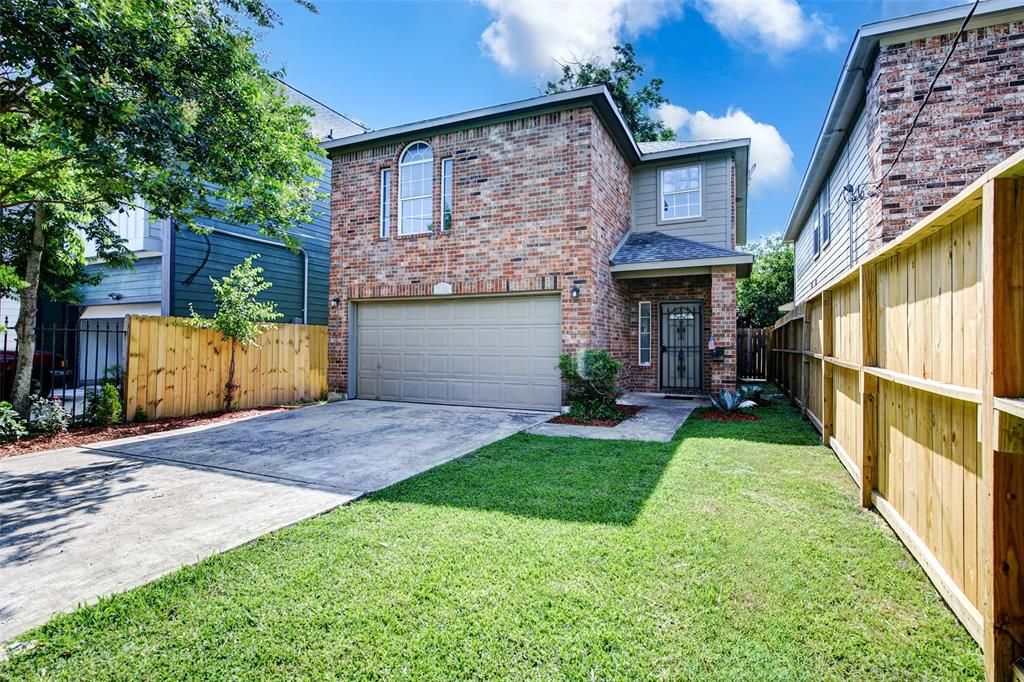7130 Eastwood Street, Houston, TX 77021