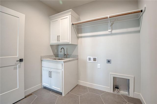 2717 NE 91st Place, Kansas City, MO 64156