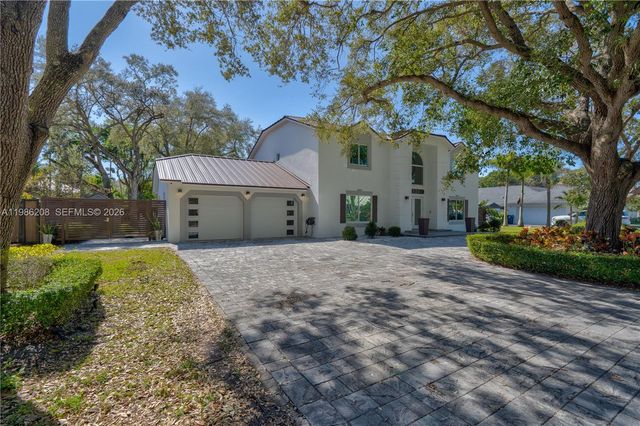 7330 SW 165th St, Palmetto Bay, FL 33157