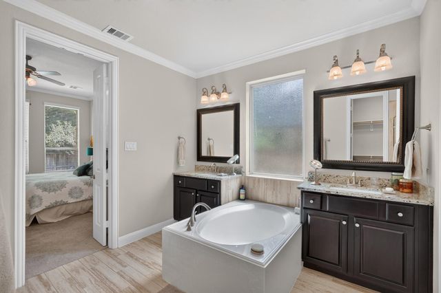 186 Hearthshire Circle, Magnolia, TX 77354