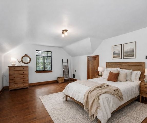 2501 Oakwood Rd, Shaler, PA 15116