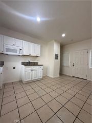 1085 Hoffman Avenue 10, Long Beach, CA 90813