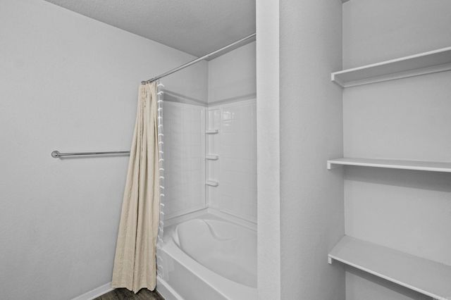 10204 Lori Kaye Dr, North Little Rock, AR 72113