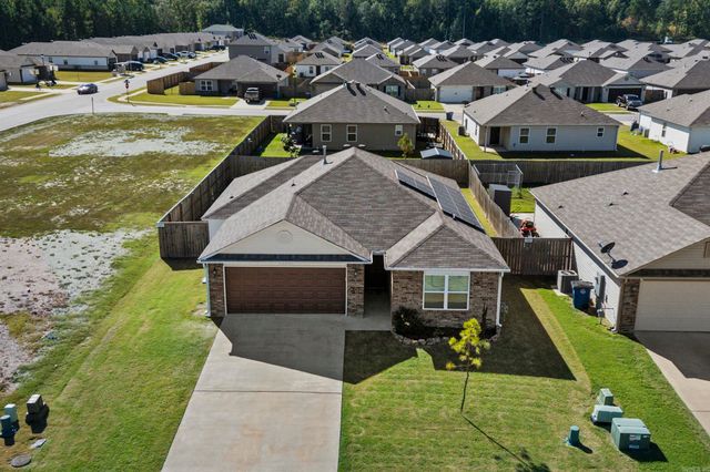 10204 Lori Kaye Dr, North Little Rock, AR 72113