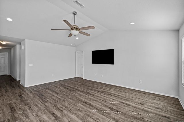 10204 Lori Kaye Dr, North Little Rock, AR 72113