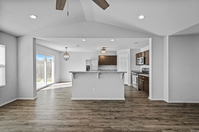 10204 Lori Kaye Dr, North Little Rock, AR 72113