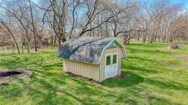 450 SW 725 Road, Chilhowee, MO 64733