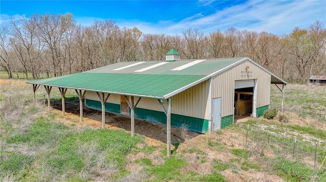 450 SW 725 Road, Chilhowee, MO 64733