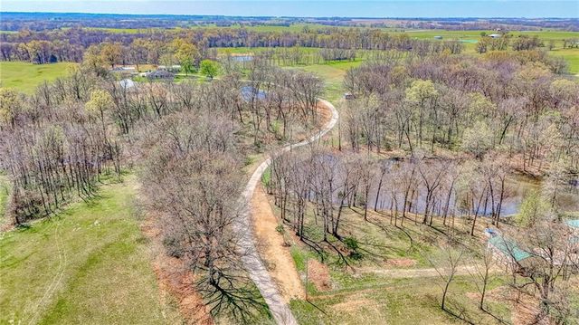 450 SW 725 Road, Chilhowee, MO 64733