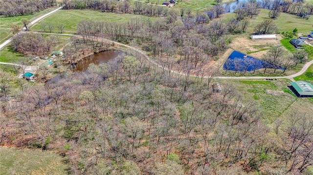 450 SW 725 Road, Chilhowee, MO 64733