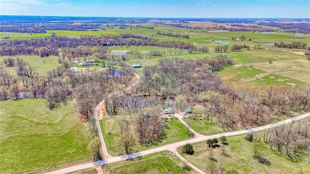 450 SW 725 Road, Chilhowee, MO 64733
