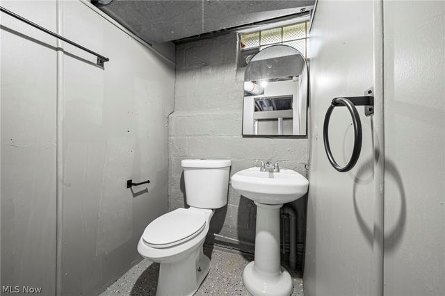 3854 W 116th Street, Cleveland, OH 44111