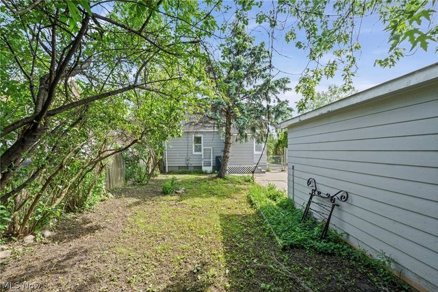 3854 W 116th Street, Cleveland, OH 44111
