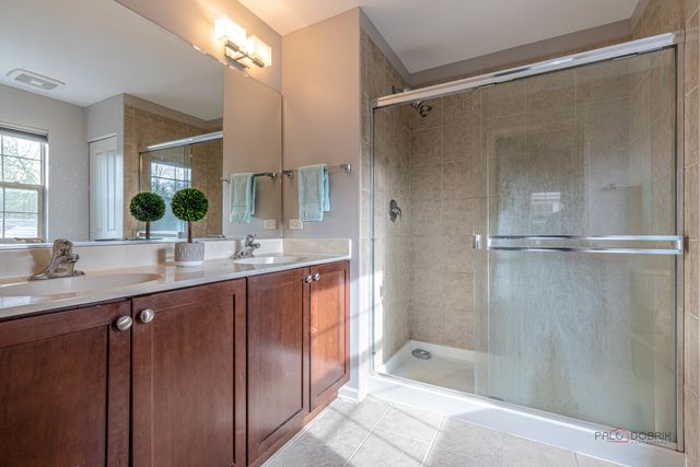 2147 Apple Hill Lane, Buffalo Grove, IL 60089