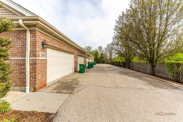 2147 Apple Hill Lane, Buffalo Grove, IL 60089