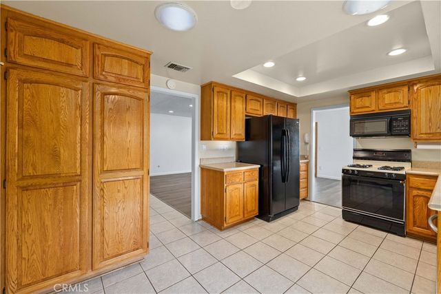 26562 Cardwick Court, Newhall, CA 91321
