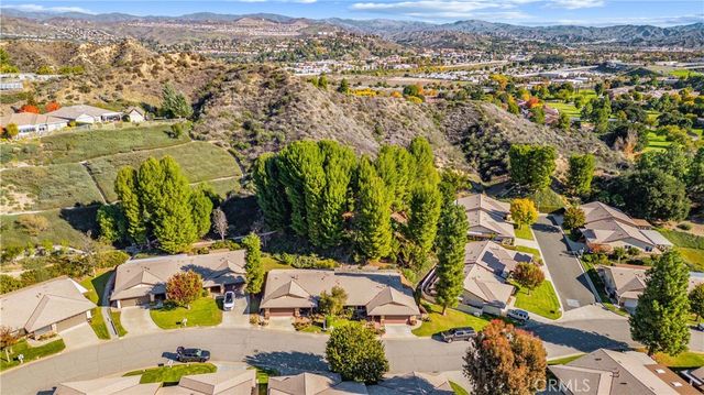 26562 Cardwick Court, Newhall, CA 91321