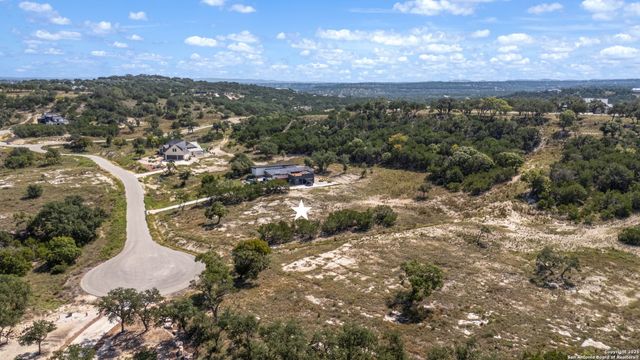 910 Blueridge Vw, Canyon Lake, TX 78133