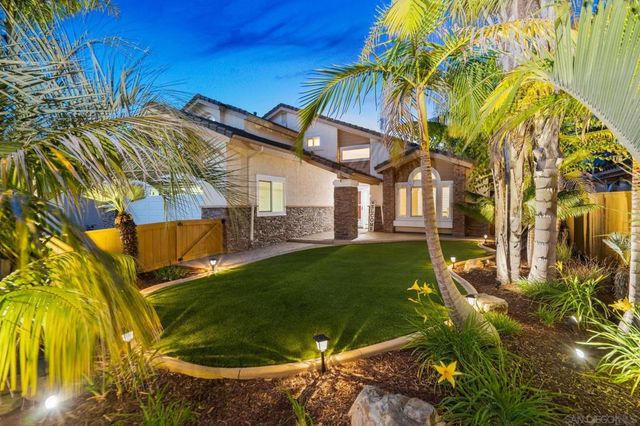 1091 La Tortuga, Vista, CA 92081