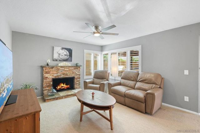 1091 La Tortuga, Vista, CA 92081