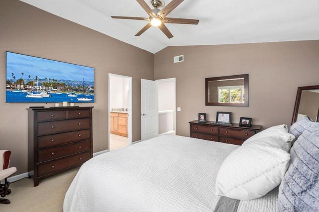 1091 La Tortuga, Vista, CA 92081