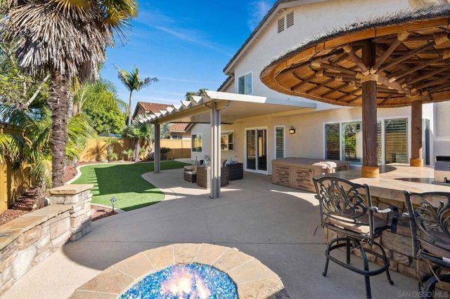 1091 La Tortuga, Vista, CA 92081