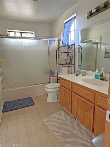 42873 Montello, Lake Elizabeth, CA 93532