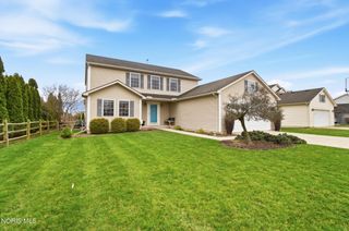 116 Earl North Drive, Haskins, OH 43525