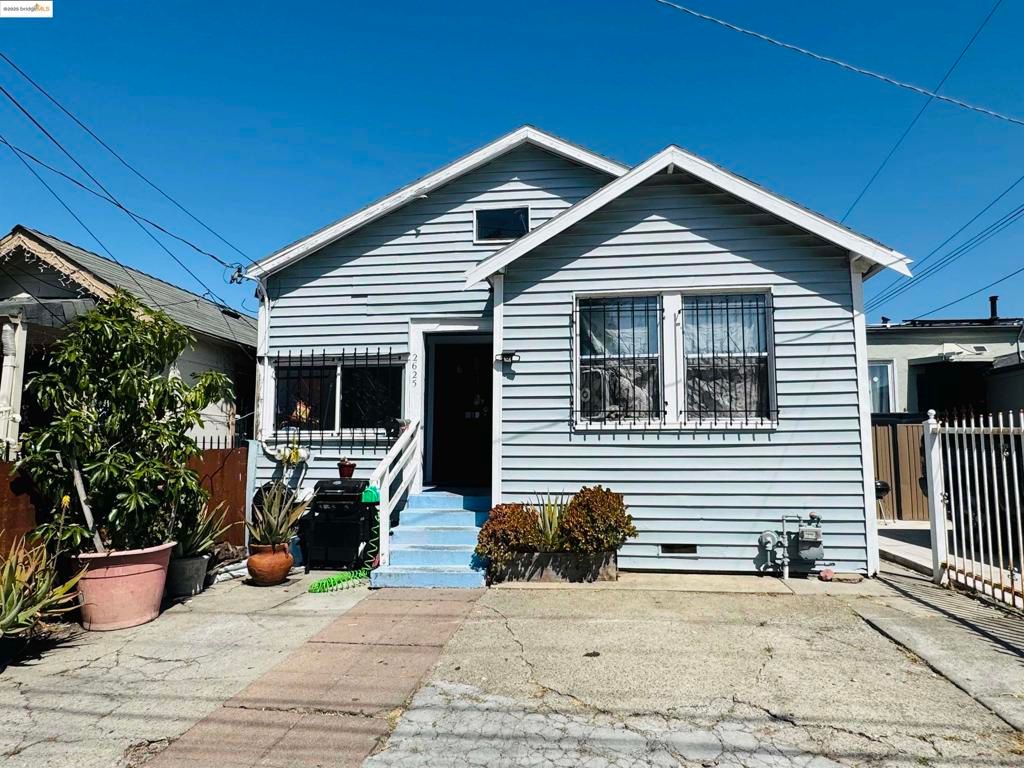 2625 75Th Ave, Oakland, CA 94605